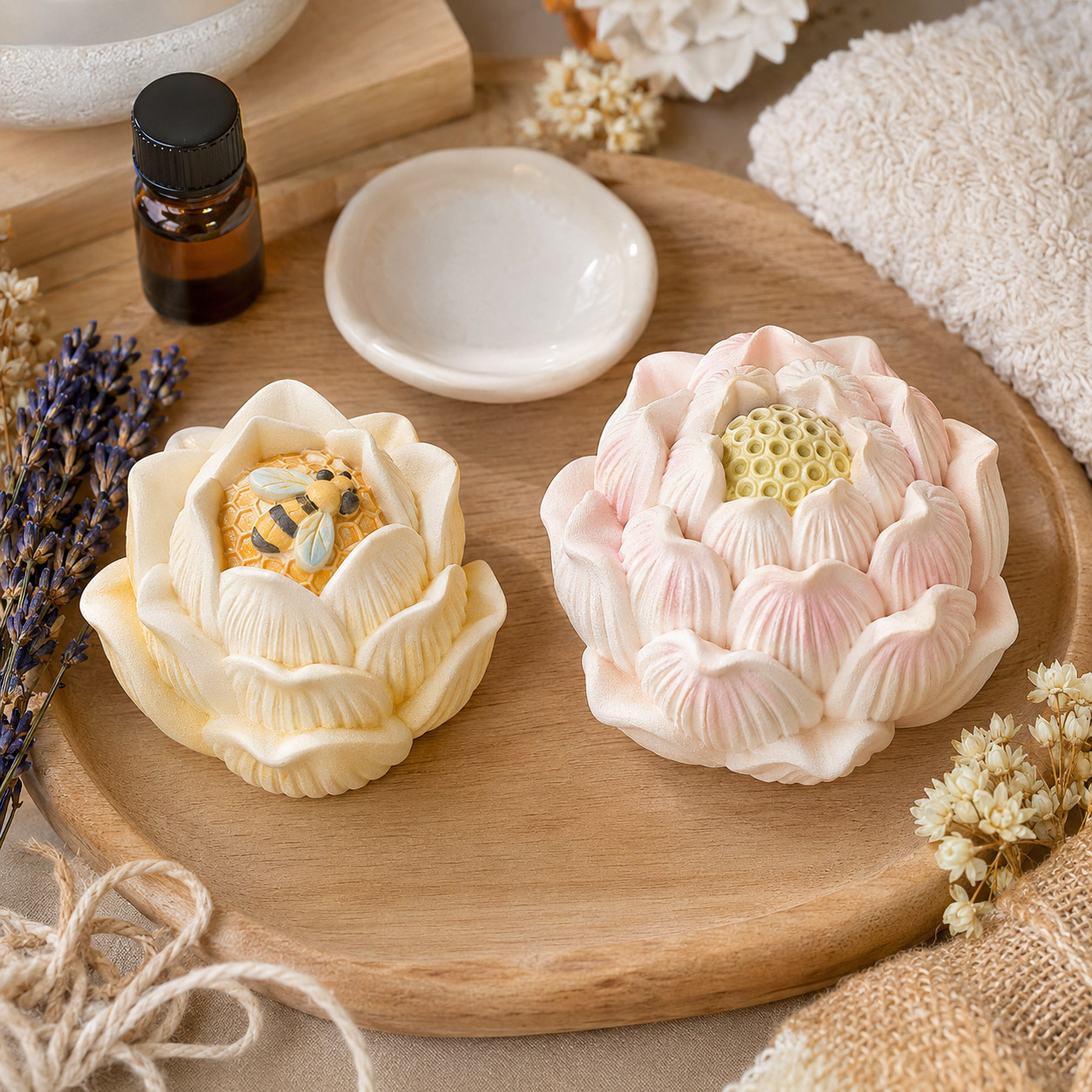 S0314 Bee Lotus Flower Silicon - огляд і ціна Soap Making Business